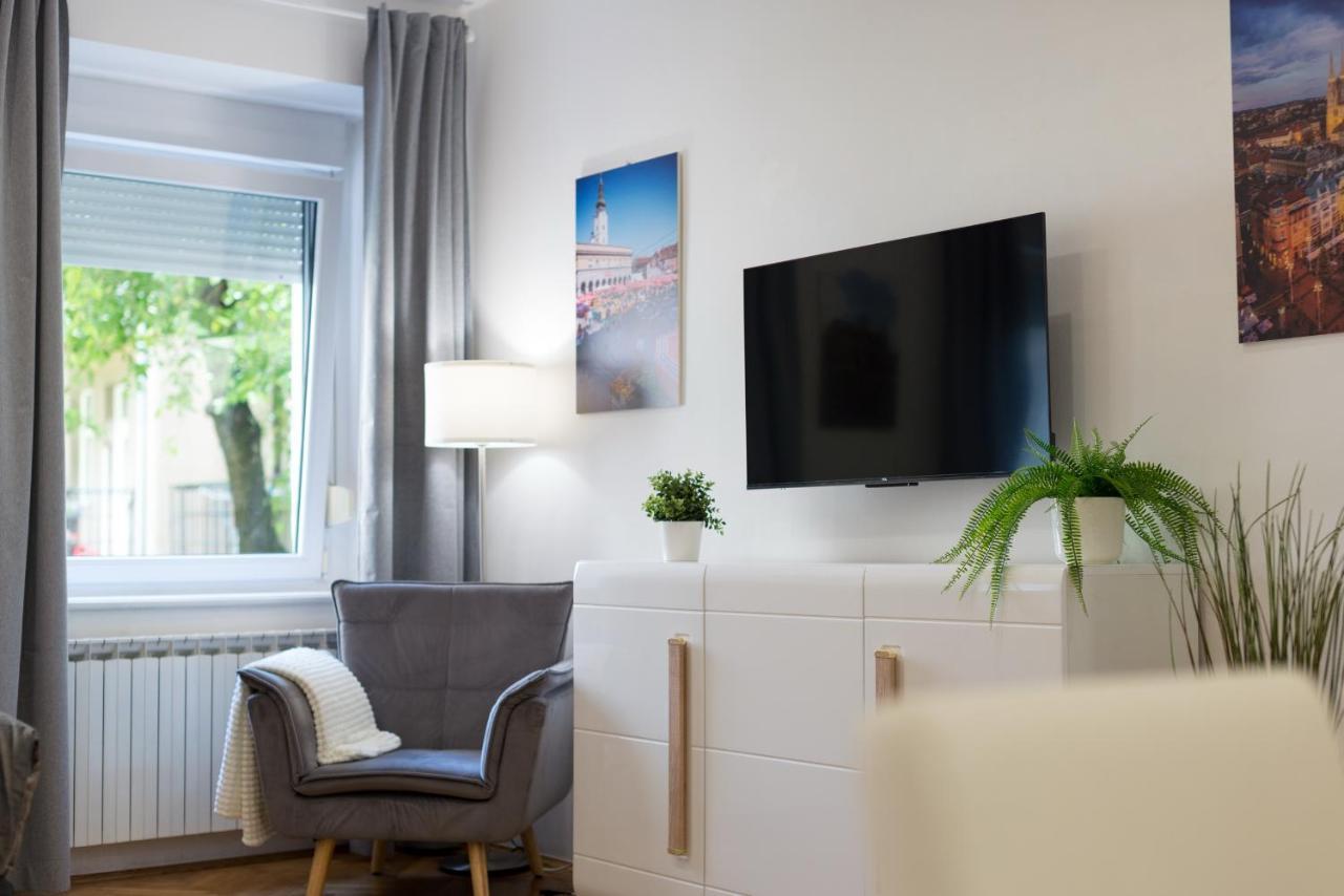 Like Home Zagreb Apartment מראה חיצוני תמונה